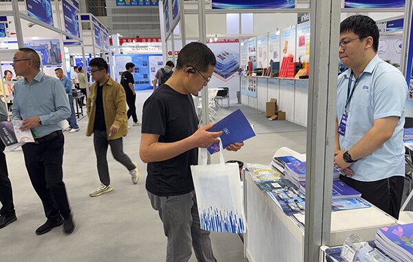 客戶咨詢光潤(rùn)通產(chǎn)品